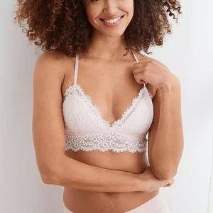 NWOT Aerie Eyelash Lace Padded Bralette in Ivory/Off-white